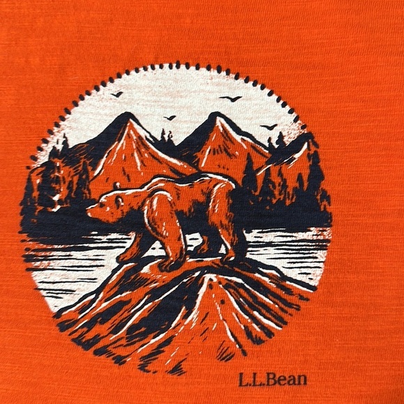 L.L. Bean Kid's Orange Cotton Bear & Mountain Tee Shirt , LIKE NEW LG 14/16 - Picture 2 of 6
